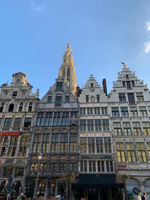 Hippe Studio In Historisch Gebouw In Oude Centrum Antwerp Exterior photo